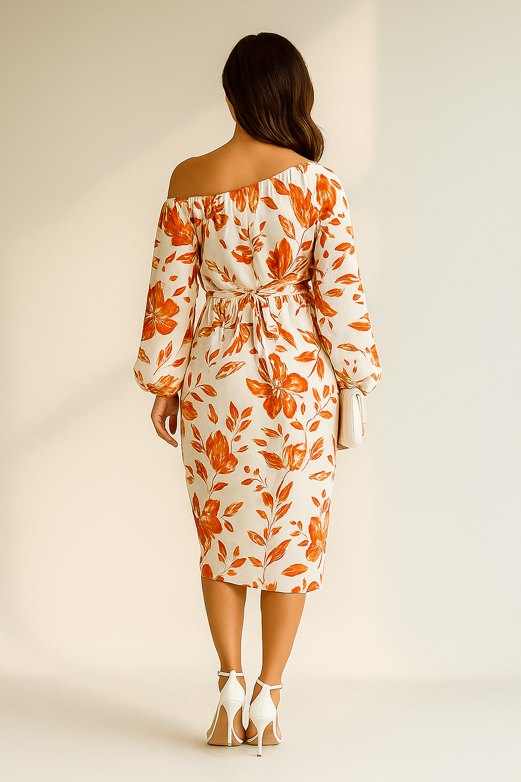 Hvid og orange off-shoulder midikjole med blomsterprint og slå-om effekt